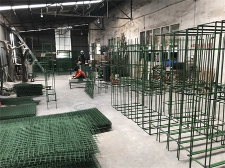 artificial tree factory